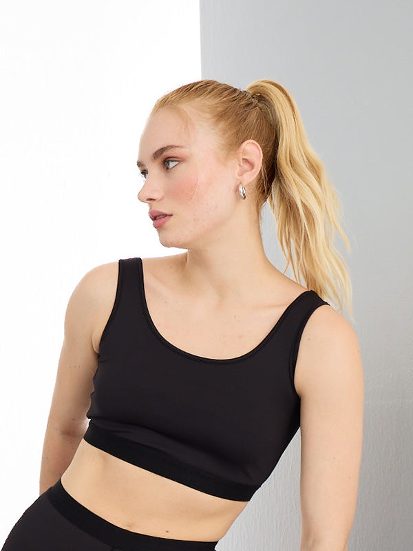 Ultimate Performance Sports top