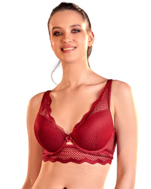  model wearing soft bra