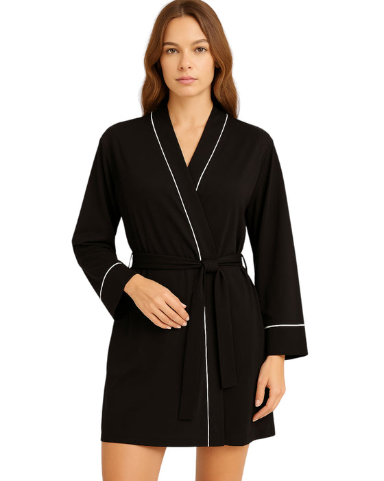Relaxed fit with long sleeves for cozy coverage