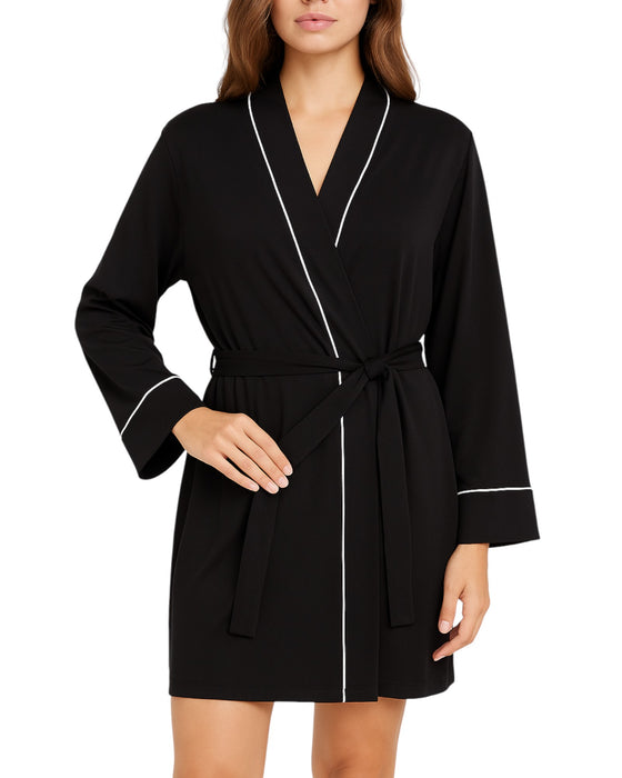 Relaxed fit with long sleeves for cozy coverage